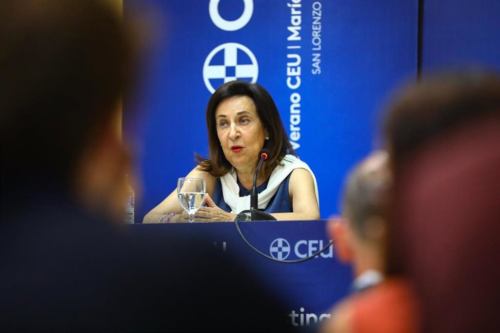 La ministra de Defensa,  en los Cursos de Verano del Real Centro Universitario Escorial-María Cristina, a 6 de julio de 2026, en San Lorenzo de El Escorial, Madrid (España).