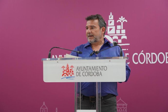 El concejal del PSOE en el Ayuntamiento de Córdoba Joaquín Dobladez.
