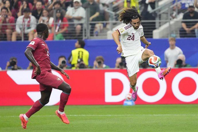 Marc Cucurella durante el Portugal-España de octavos del Mundial 2026