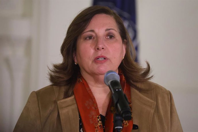 Santiago, 1 de julio 2026. Se realiza punto de prensa tras la conformacion de una mesa politica, que reune al ministro de Hacienda, la presidenta del Senado, senadores oficialistas y de oposicion, en la Sede Santiago del Congreso Nacional. Jonnathan