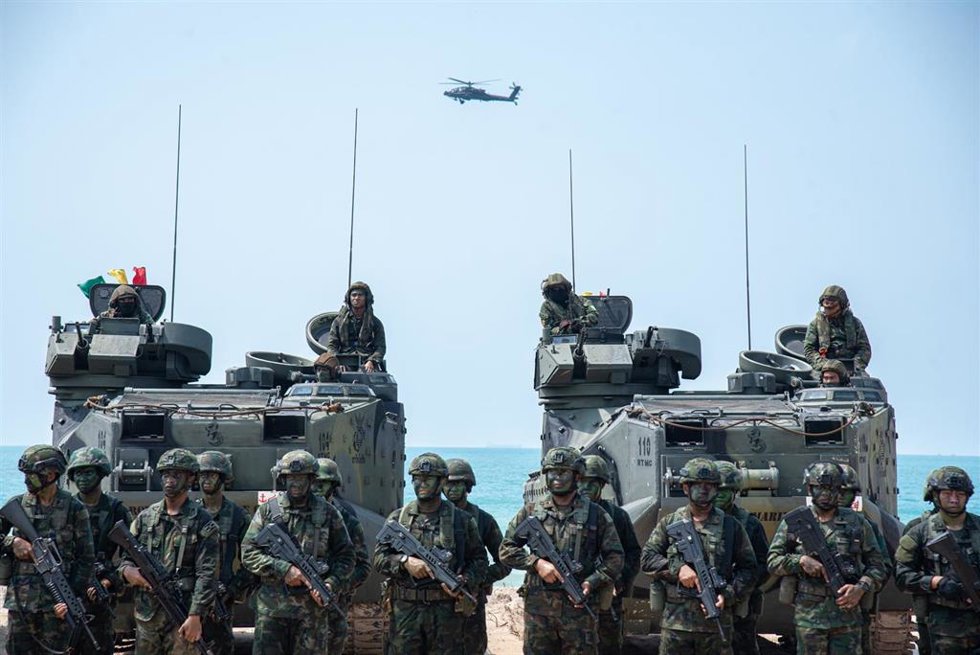 Archivo - Infantes de Marina tailandeses participan en un ejercicio de asalto anfibio como parte del ejercicio militar conjunto Cobra Gold 2025 en la base militar de Sattahip, en Chonburi