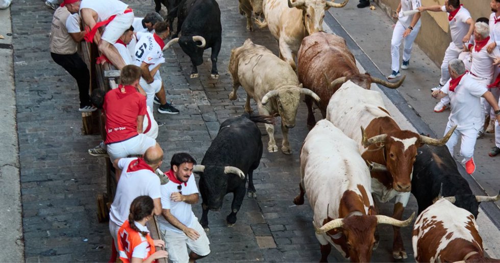 Primer encierro delos Sanfermines de 2026, protagonizado por la ganadería Fuente Ymbro