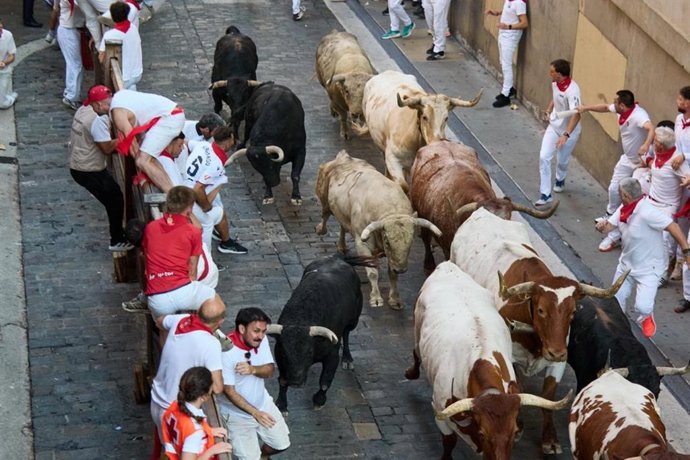 Primeira corrida de touros dos Sanfermines de 2026, protagonizada pelo criadouro Fuente Ymbro