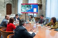 Illa es reuneix amb els Bombers, els Agents Rurals i gestors forestals pels incendis