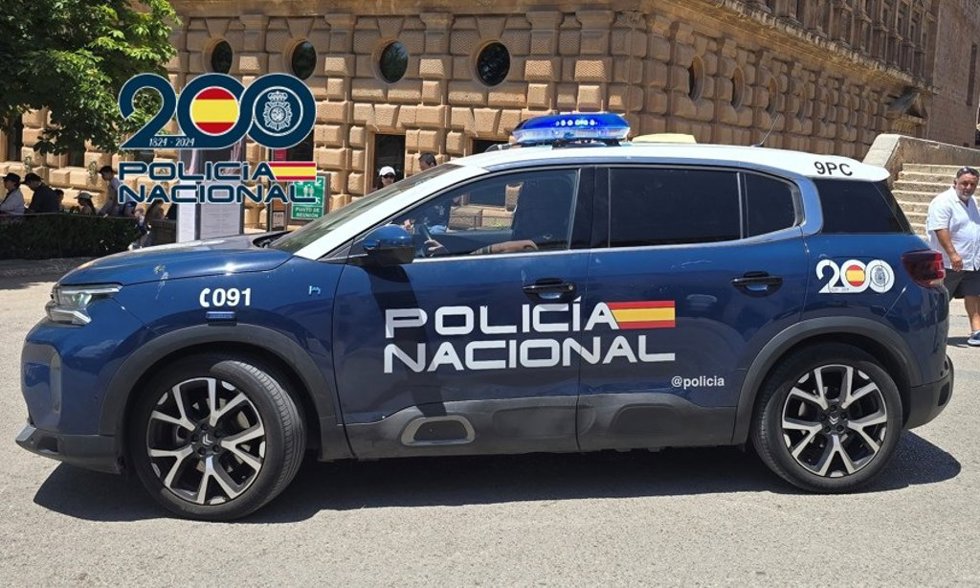 Vehículo de la Policía Nacional.