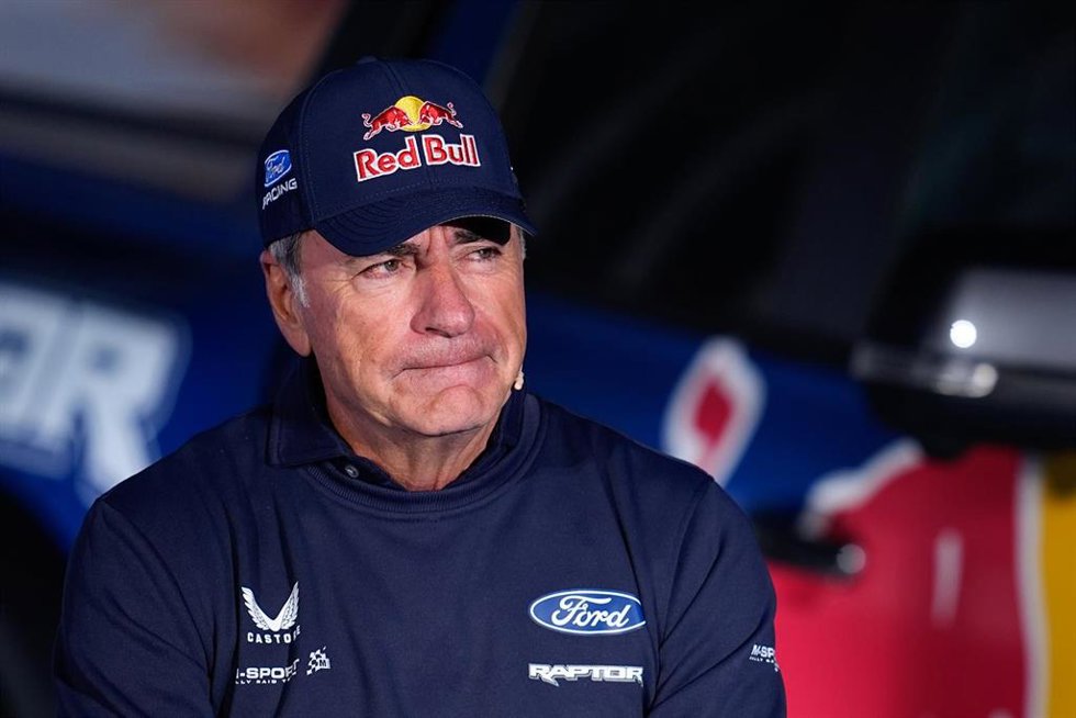 Archivo - El piloto español Carlos Sainz, en una rueda de prensa organizada por Red Bull y Ford. 