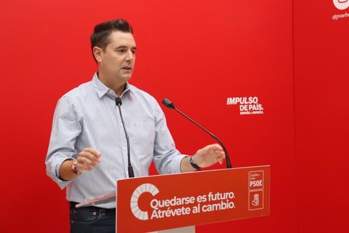 Archivo - El secretario de Organización del PSOE de Castilla y León, Daniel de la Rosa
