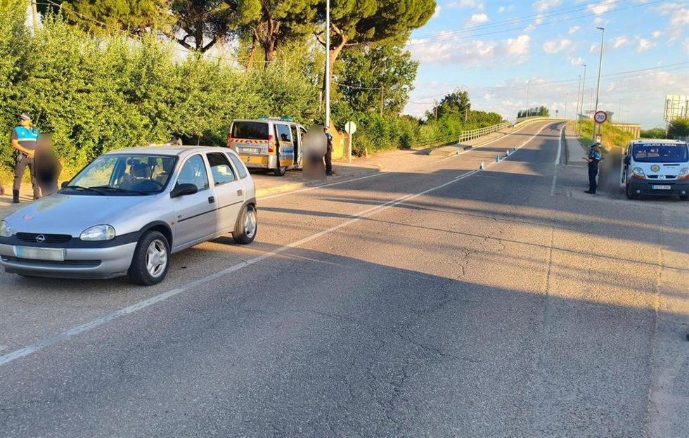 Investigado un menor en Palencia tras ser soprendido conduciendo un coche y dar positivo en alcohol y drogas