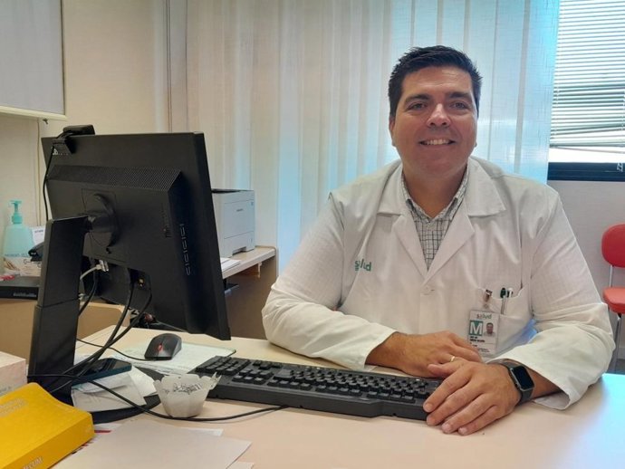 El alergólogo del Hospital Clínico Universitario Lozano Blesa de Zaragoza, José Luis Cubero.