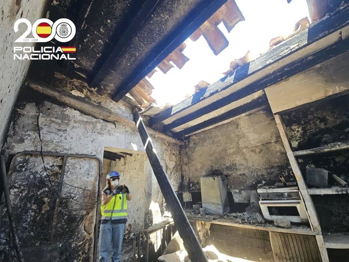Detenido por amenazar con un hacha a su hijo, también arrestado por incendiar un edificio en Maó
