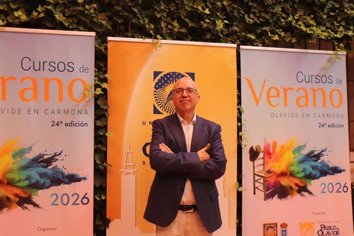 El Subdirector de Transformación Digital e Innovación Docente del Centro Universitario San Isidoro (CEADE) , David Polo dirige el taller 'Aplicación de la inteligencia artificial Google Gemini en la docencia universitaria. Hacia una práctica ética'