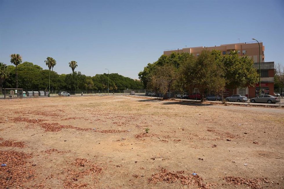 Solar junto al Parque Celestino Mutis donde se levantará el centro cultural islámico de Sevilla