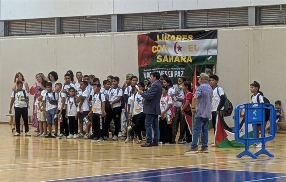 Recepción de menores saharauis en Linares