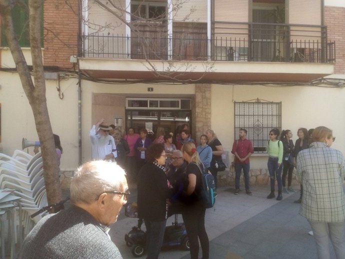 Archivo - Movilización por un deshaucio en Son Cladera, en una foto de archivo.