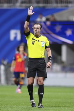 El colegiado brasileño Raphael Claus durante el Mundial 2026