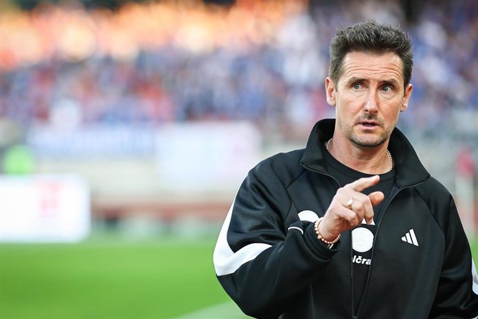 Archivo - El exdelantero alemán Miroslav Klose