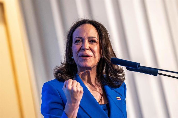 Archivo - Arquivo - 20 de abril de 2026, Madri, Madri, ESPANHA: A líder da oposição venezuelana e ganhadora do Prêmio Nobel da Paz, MARIA CORINA MACHADO, participa do renomado fórum de debates “Fórum Europa”, em Madri, em um de seus últimos eventos durant