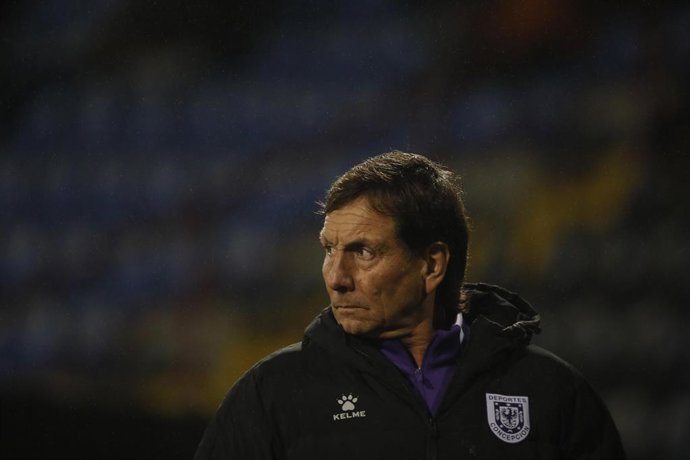 Futbol,Concepcion vs Huachipato  Copa Chile 2026 El entrenador de Concepcion Fernando Diaz es fotografiado en el estadio Cap de Talcahuano. 24/06/2026 Marco Vazquez/Photosport  Football,   Concepción vs. Huachipato Copa Chile 2026 Concepción coach