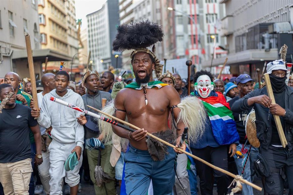 Marcha contra migrantes en Sudáfrica.