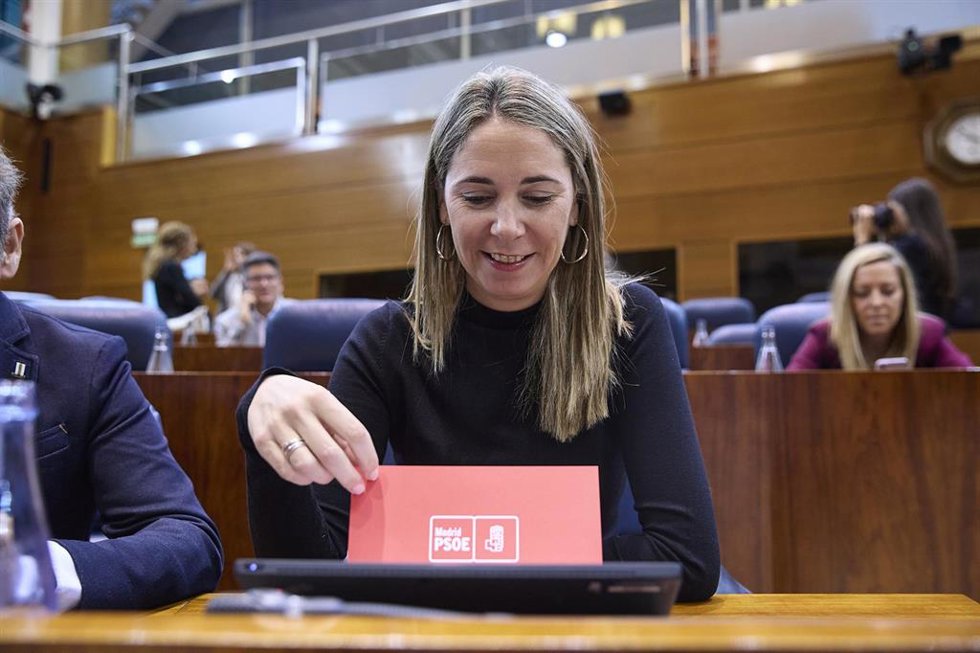 Archivo - La portavoz del PSOE en la Asamblea, Mar Espinar, durante un pleno en la Asamblea de Madrid