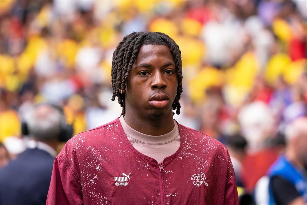 El internacional suizo Johan Manzambi antes del partido contra Colombia del Mundial de fútbol de 2026, disputado en el BC Place de Vancouver.