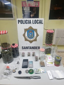 Archivo - Drogas incautadas por la Policia Local en foto de archivo