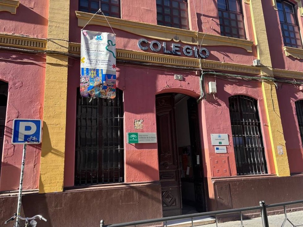 Fachada del colegio concertado Calderón de la Barca, en la calle Castellar