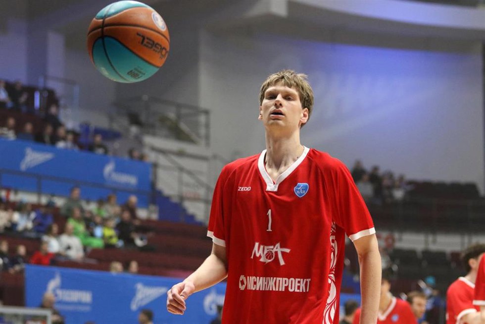 Archivo - Pavel Savkov, durante un partido.