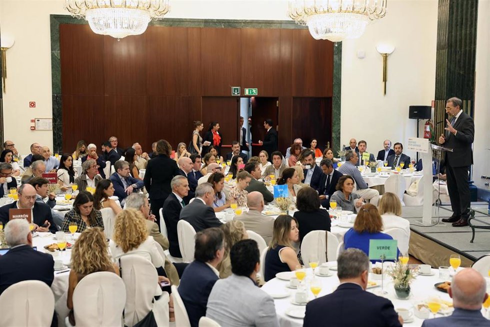 El consejero de Sanidad de Castilla-La Mancha, Jesús Fernández Sanz, participa en un desayuno Socio-Sanitario organizado por Europa Press, a 8 de julio de 2026, en Madrid (España).