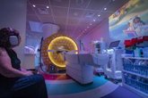 Foto: COMUNICADO: Un estudio muestra cómo una experiencia audiovisual ayuda a reducir el estrés de los niños durante la RM