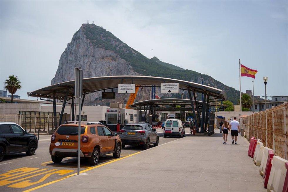 Imágenes de la frontera entre España y Gibraltar