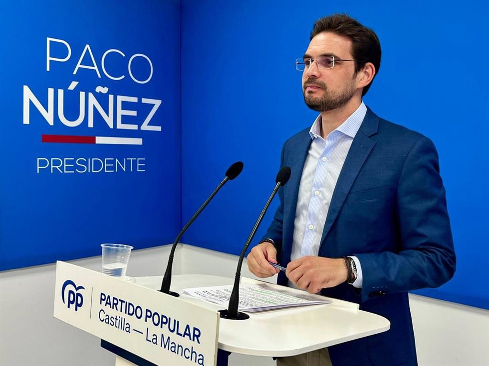 El diputado autonómico del PP en las Cortes, Santiago Serrano.