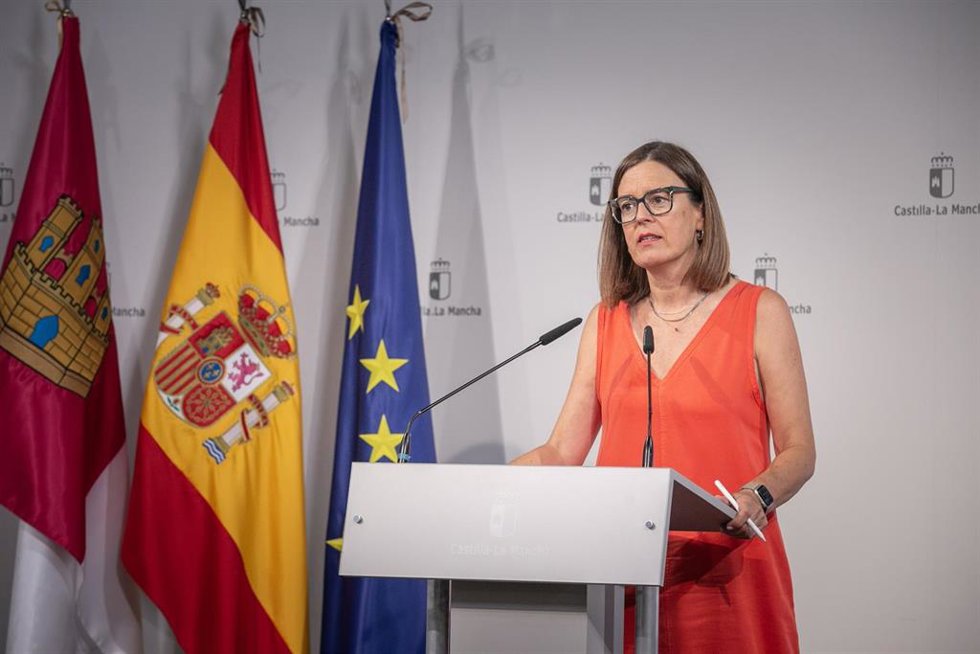 La consejera Portavoz del Gobierno regional, Esther Padilla, comparece en rueda de prensa, en el Palacio de Fuensalida, para dar cuenta de los asuntos tratados en el Consejo de Gobierno