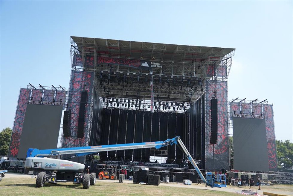 Uno de los escenarios del festival durante la presentación del Bilbao BBK Live 2026, a 8 de julio de 2026, en Bilbao.