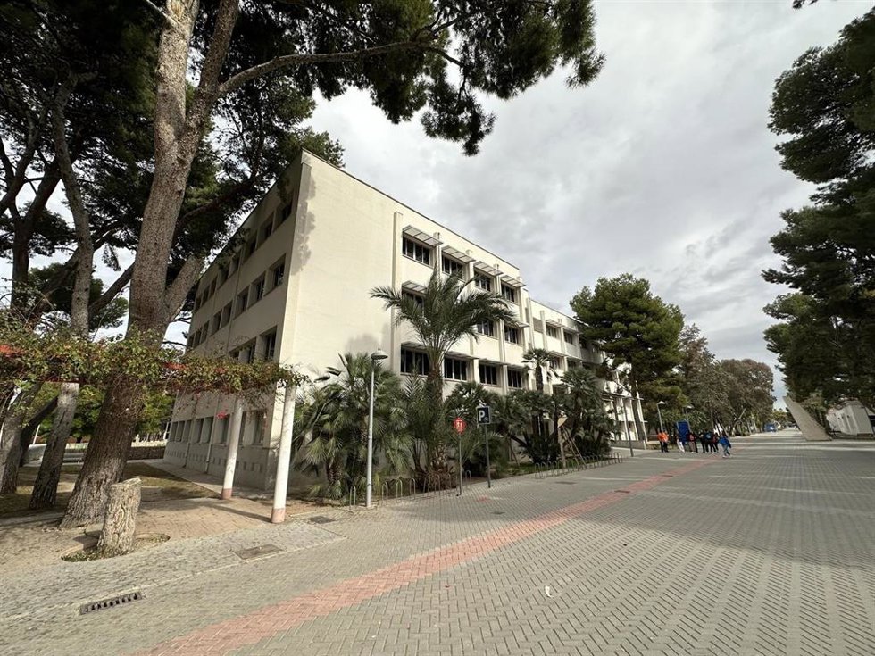 Facultad de Filosofía y Letras de la UA.