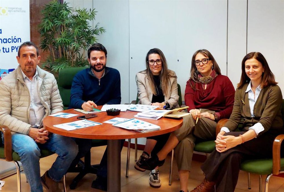 Miembros de la Oficina de Acelera Pyme Huelva.