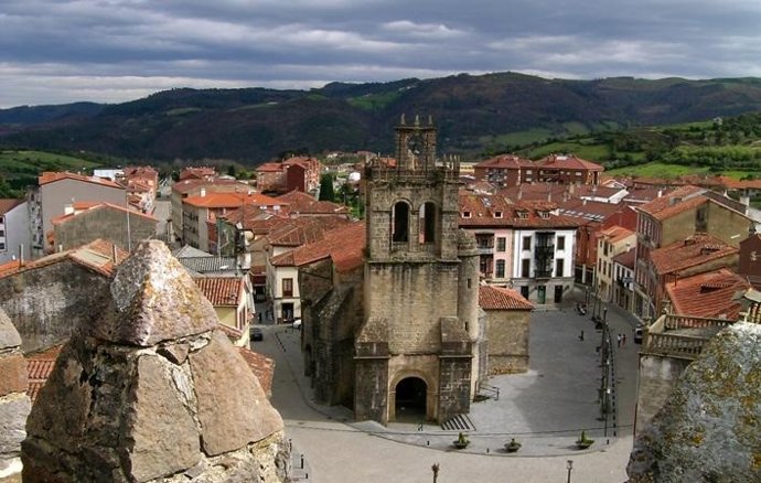 Iglesia de Santa María la Mayor.