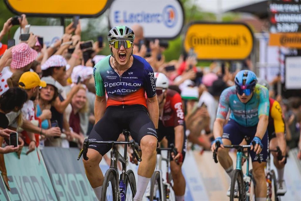 El ciclista neerlandés Olav Kooij (Decathlon CMA CGM Team) se ha impuesto este miércoles con autoridad en la quinta etapa del Tour de Francia 2026, disputada entre Lannemezan y Pau sobre 158,3 kilómetros