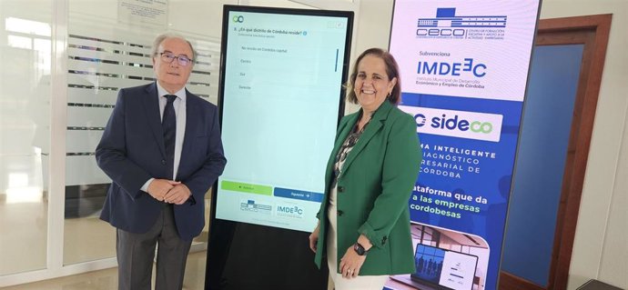 Antonio Díaz y Blanca Torrent, en la presentación de Sideco.