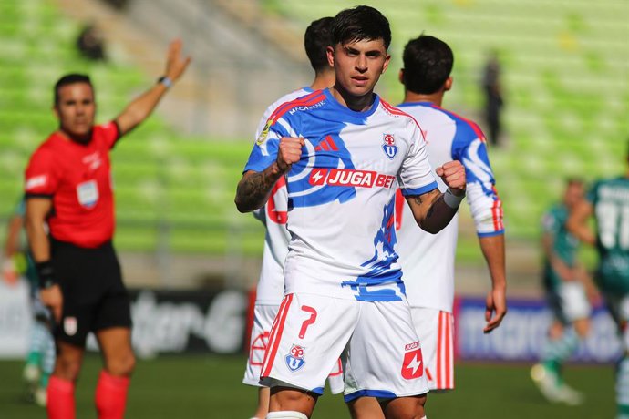 Futbol, Santiago Wanderers vs Universidad de Chile  Fecha 5, Copa Chile 2026  El jugador de Santiago Wanderers Maximiliano Guerrero, celebra tras marcar un gol contra de Universidad de Chile durante el partido de Copa Chile, disputado en el estadio Elias