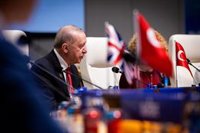 Erdogan pide a la UE no dejar fuera a Turquía en defensa y avisa de que la OTAN no debe depender solo de EEUU