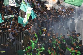 Futbol, Santiago Wanderers, Campeon Copa de Libertadores Sub 20  El equipo de Santiago Wanderers reacciona durante las celebraciones de Campeon Copa de Libertadores Sub 20 en el Estadio Elias Figueroa, de la comuna de Valparaiso, Chile. 24/03/2026 Andres