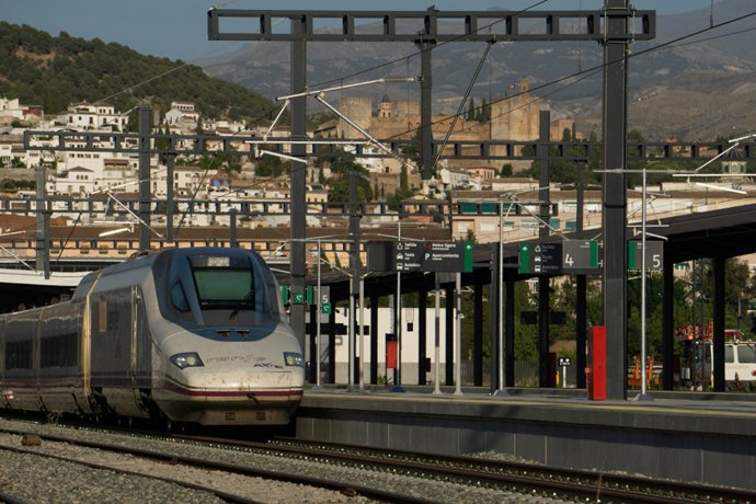 Archivo - Tren. Archivo.