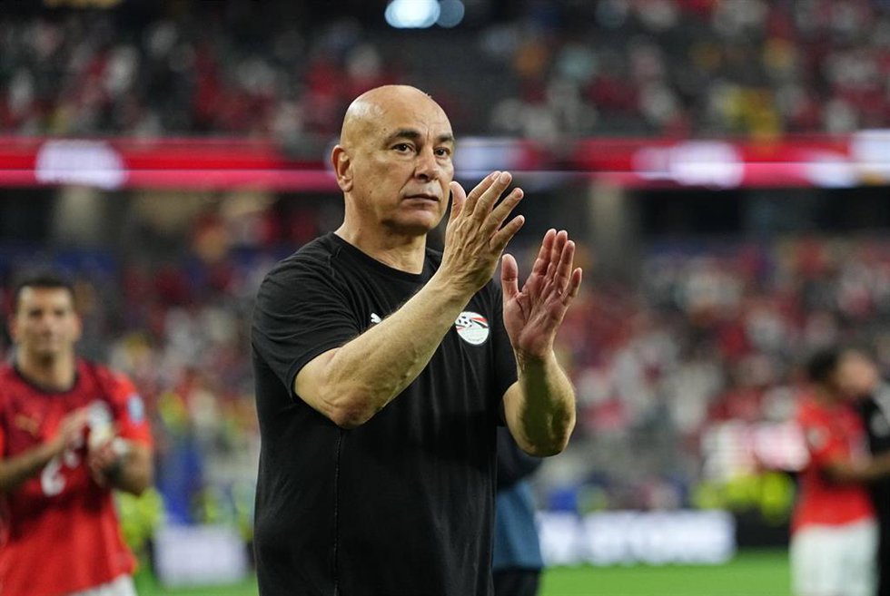 Hossam Hassan durante un partido de Egipto en el Mundial de Estados Unidos, México y Canadá