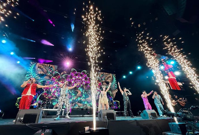Más de 14.000 personas viven en el Roig Arena "el fenómeno" de 'La Reina del Flow'