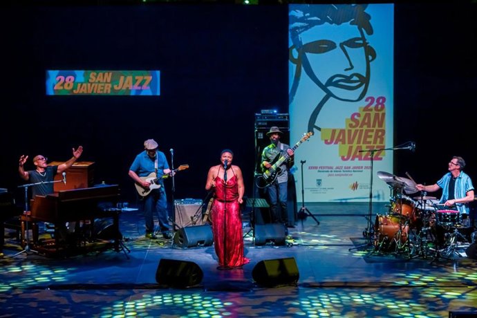 Lizz Wright durante su actuación en el Festival de Jazz de San Javier