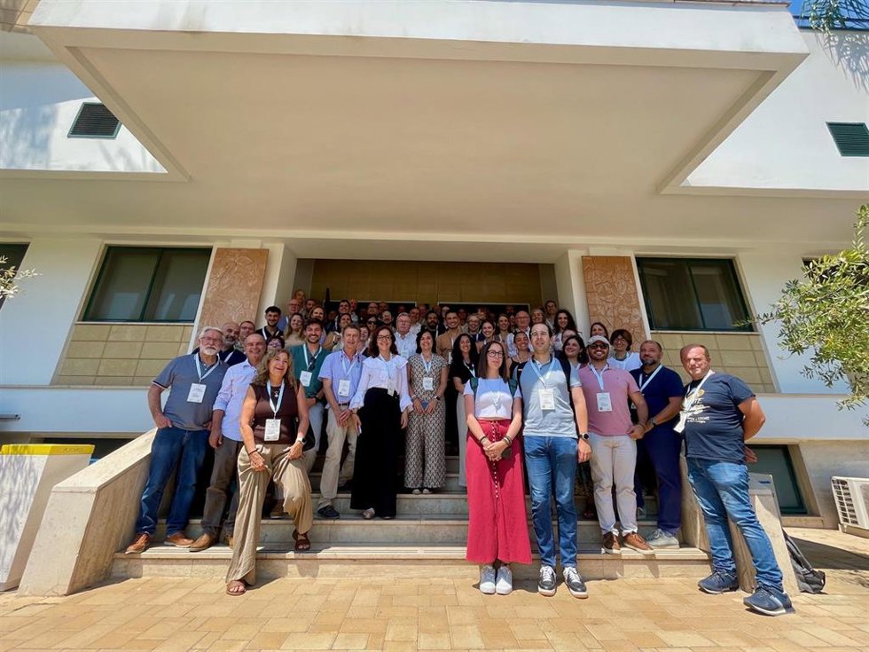 Asistentes a la asamblea general del 'BeXyl' celebrada en Bari (Italia).