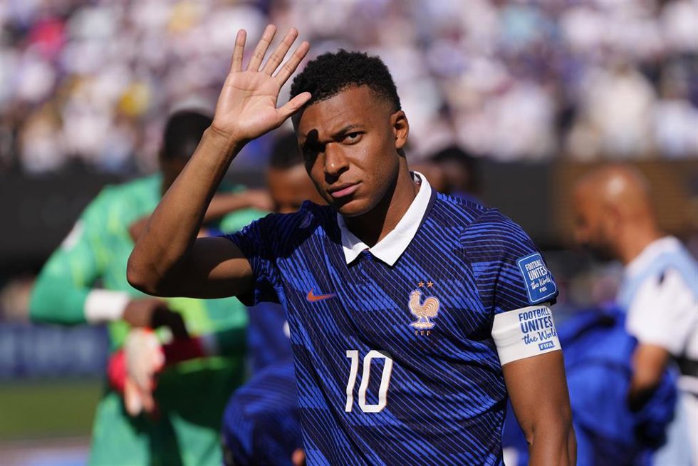 El futbolista francés Kylian Mbappé tras un partido contra la selección de Suecia en el Mundial de Fútbol de 2026 (archivo)