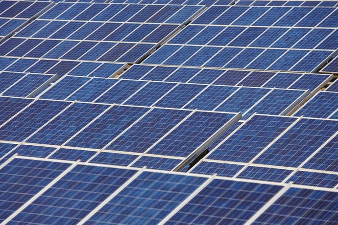 Archivo - Planta fotovoltaica de Ferrovial