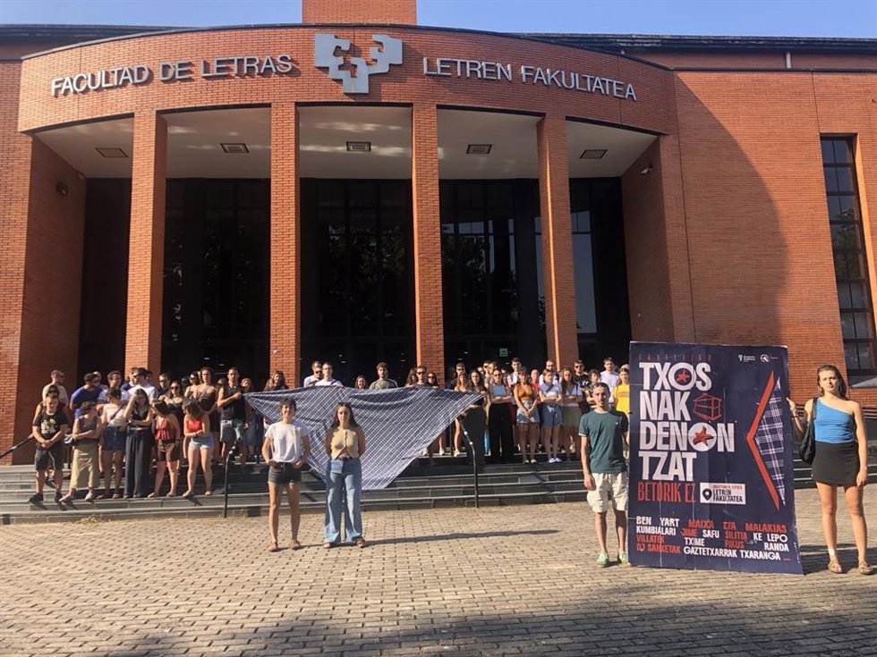Denuncian su exclusión "por los intereses políticos de algunos"